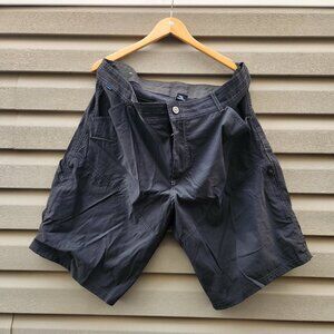 Kuhl Black Renegade Cargo Fishing Outdoor Hiking Short Mens Size 42